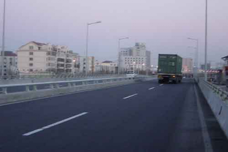 天津新港立交橋